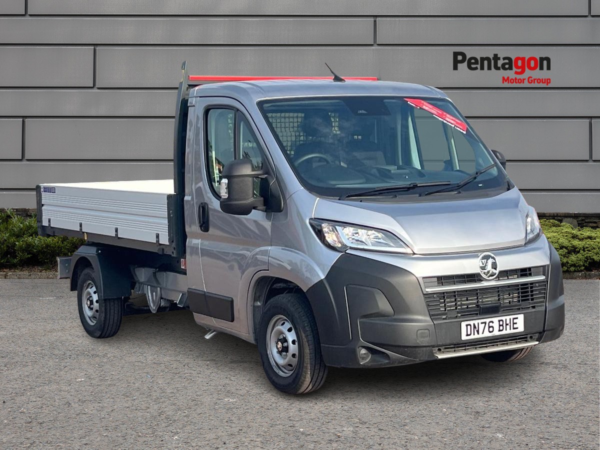 Main listing image - Vauxhall Movano