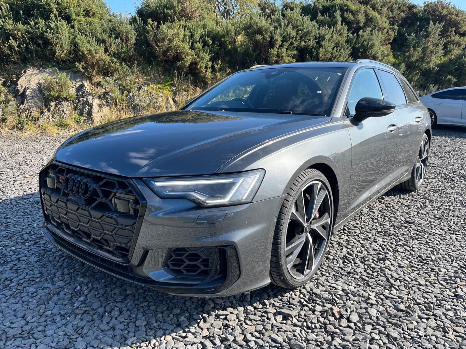 Main listing image - Audi S6