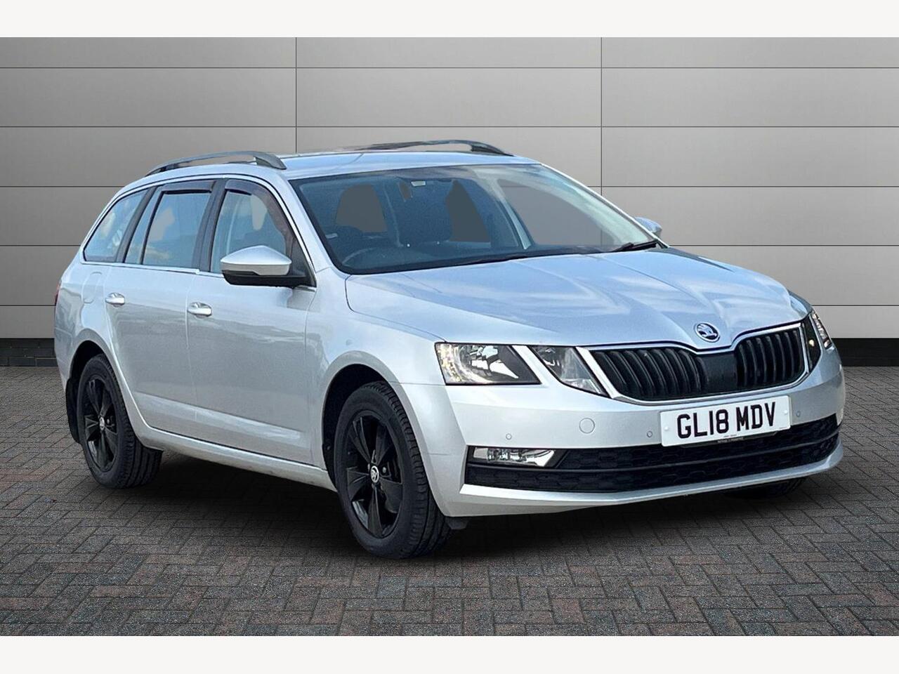 Main listing image - Skoda Octavia Estate