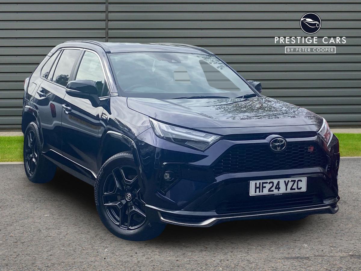 Main listing image - Toyota RAV4