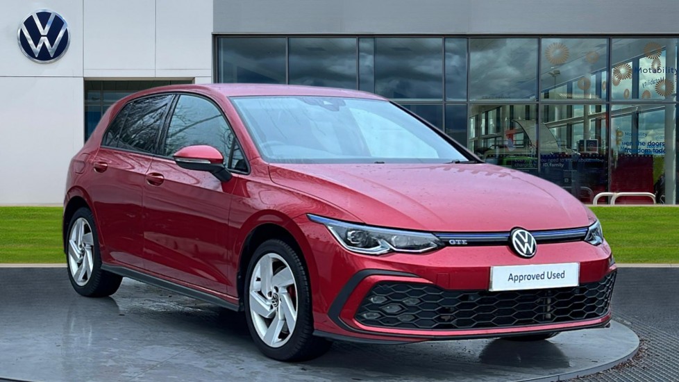 Main listing image - Volkswagen Golf GTE
