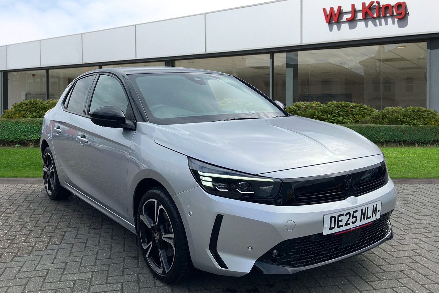 Main listing image - Vauxhall Corsa