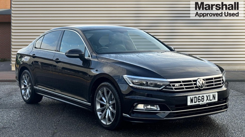 Main listing image - Volkswagen Passat