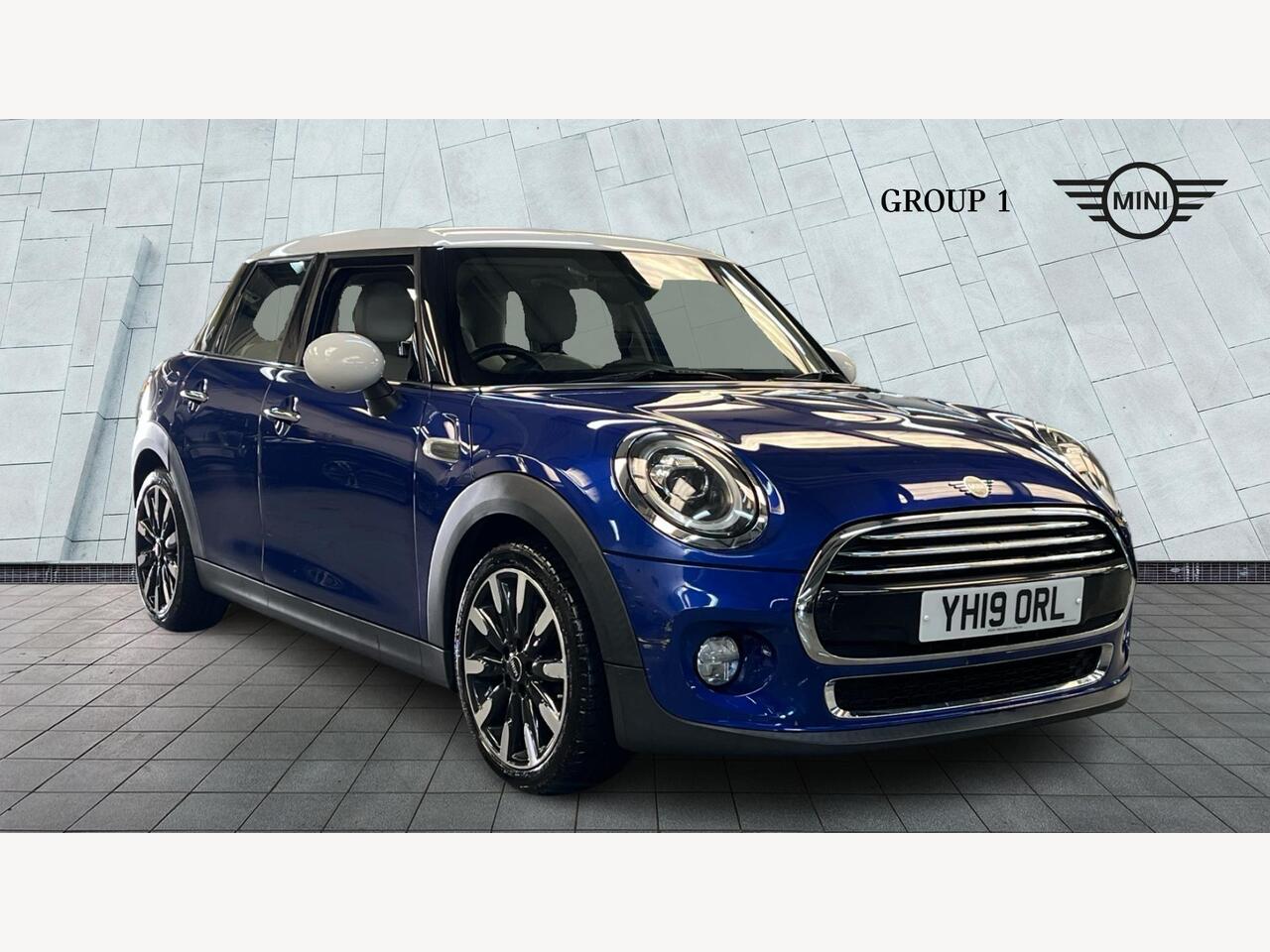 Main listing image - MINI Hatchback