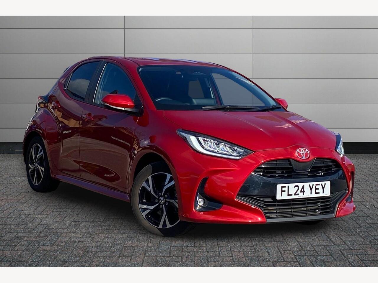 Main listing image - Toyota Yaris