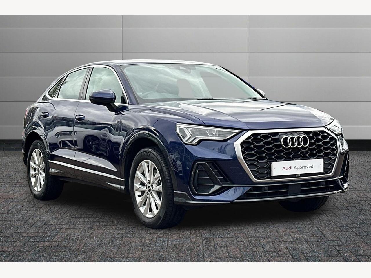 Main listing image - Audi Q3