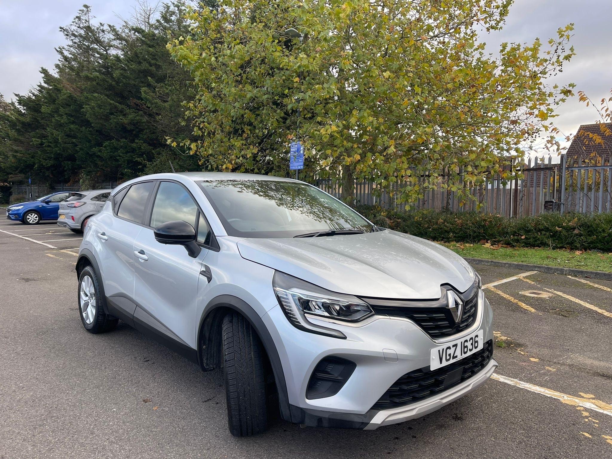 Main listing image - Renault Captur