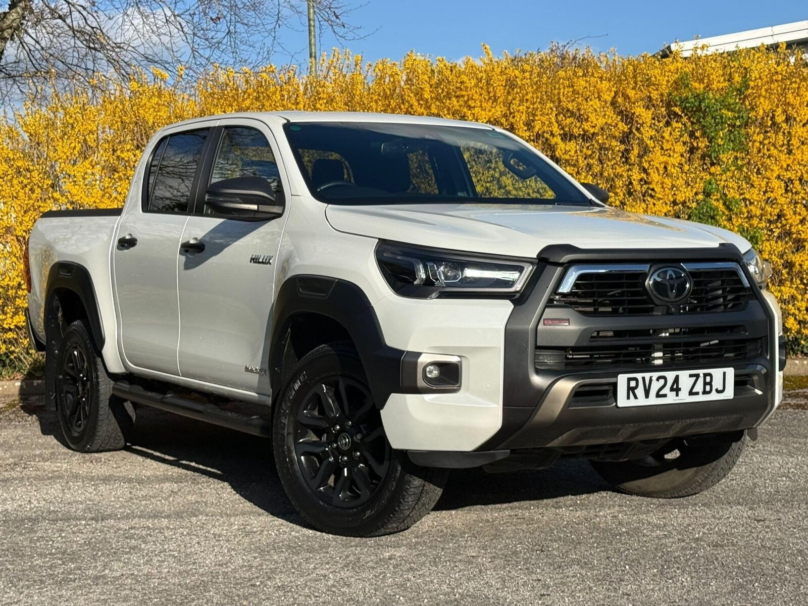 Main listing image - Toyota Hilux