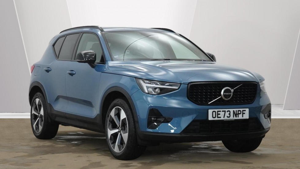 Main listing image - Volvo XC40