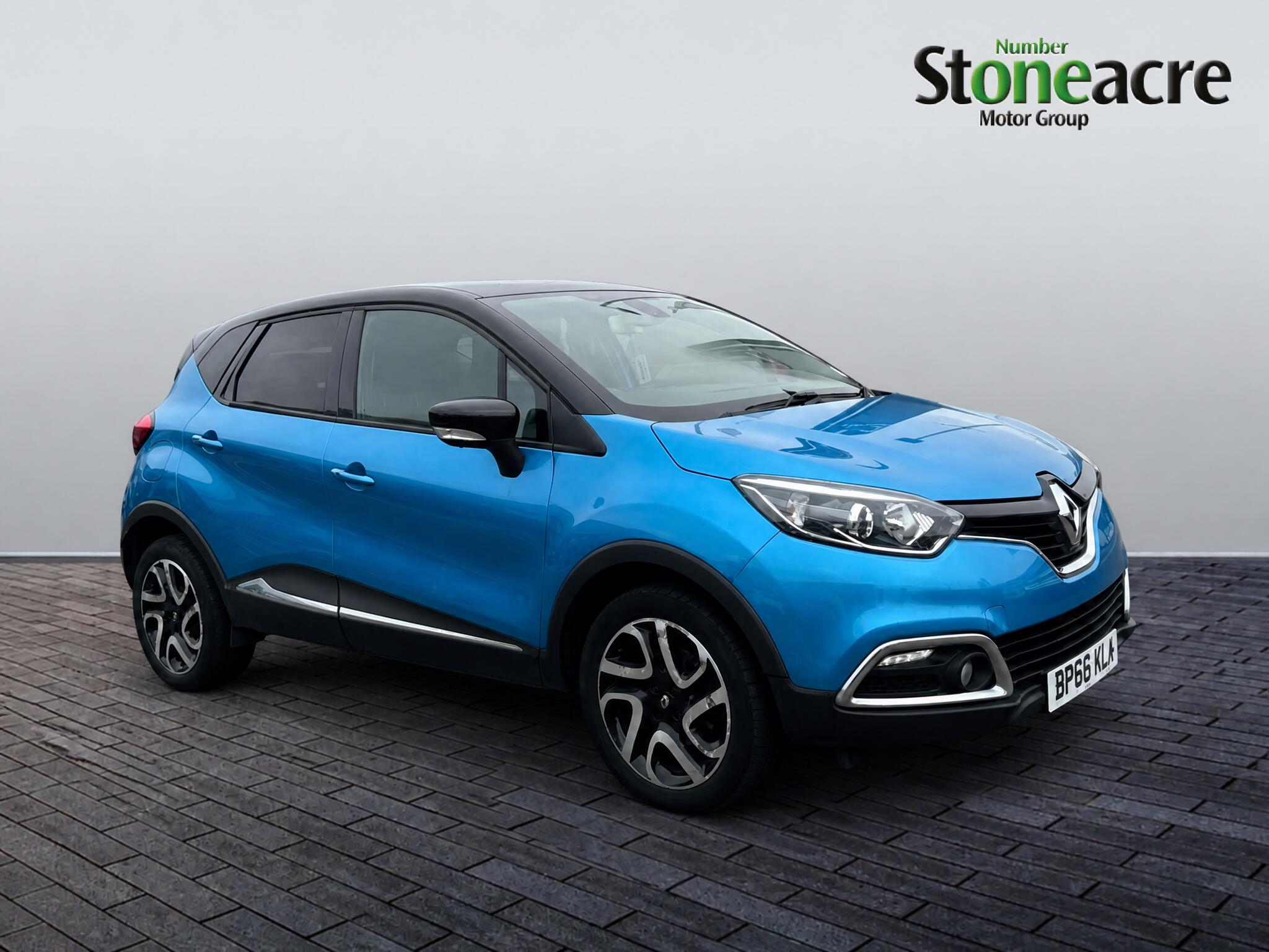 Main listing image - Renault Captur