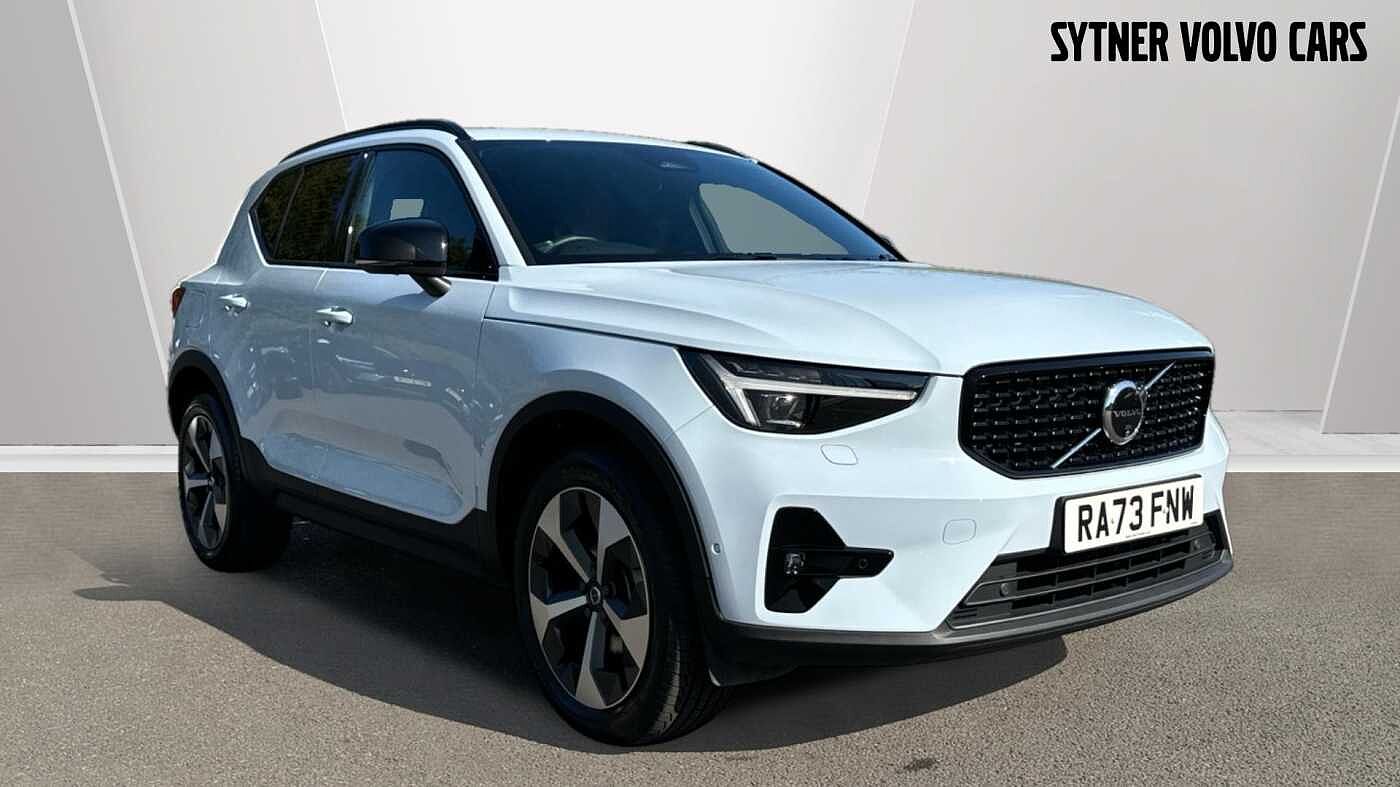 Main listing image - Volvo XC40