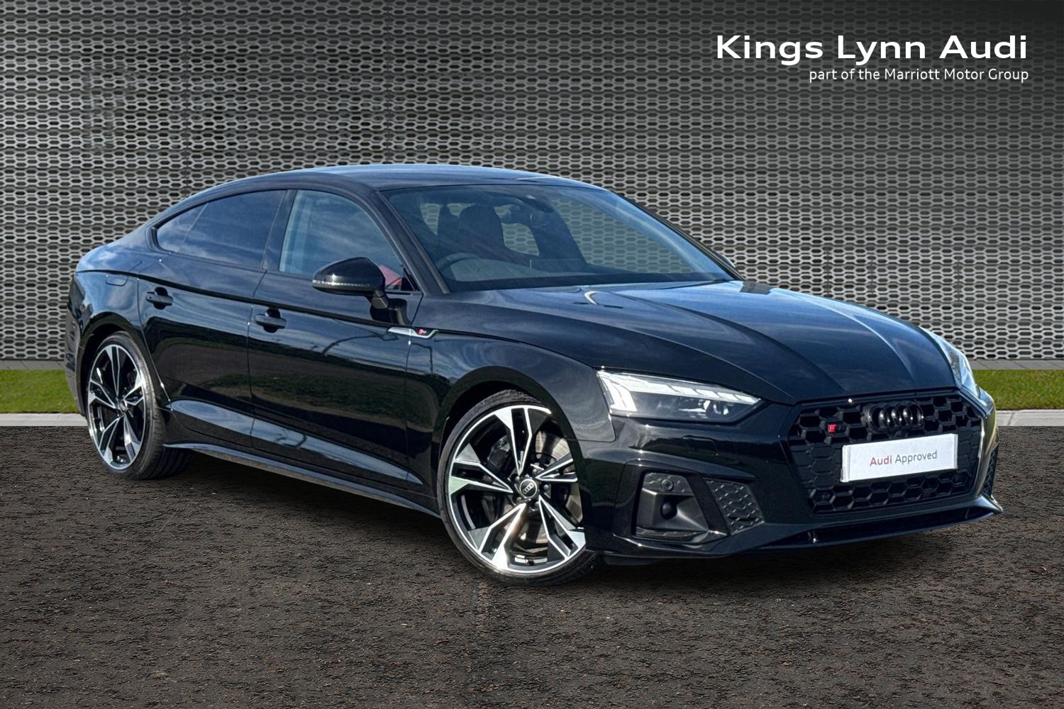 Main listing image - Audi S5