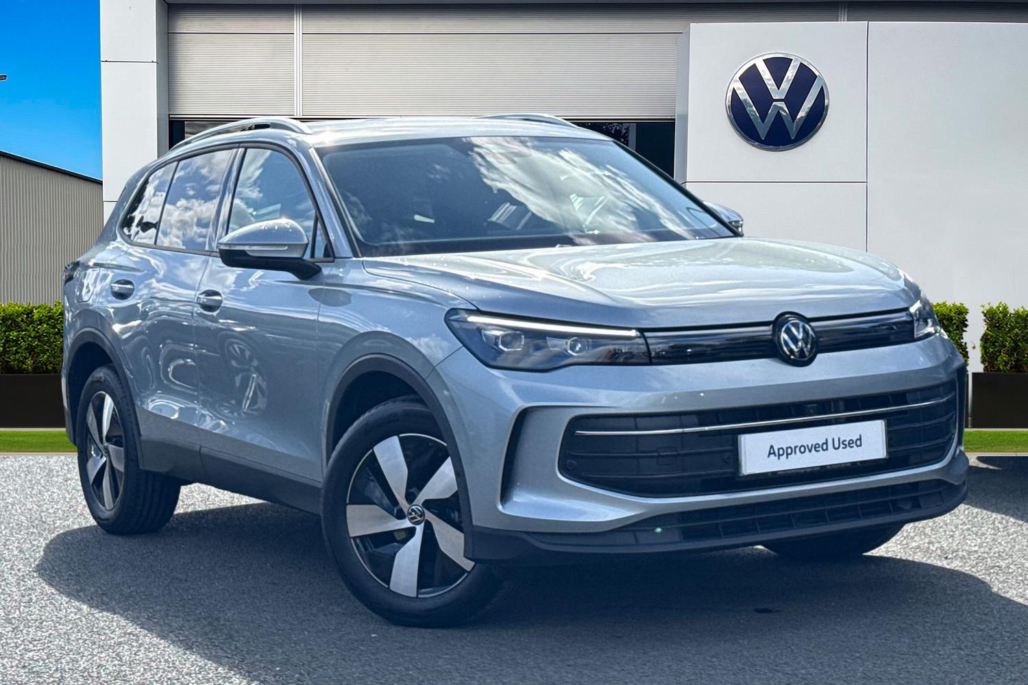 Main listing image - Volkswagen Tiguan