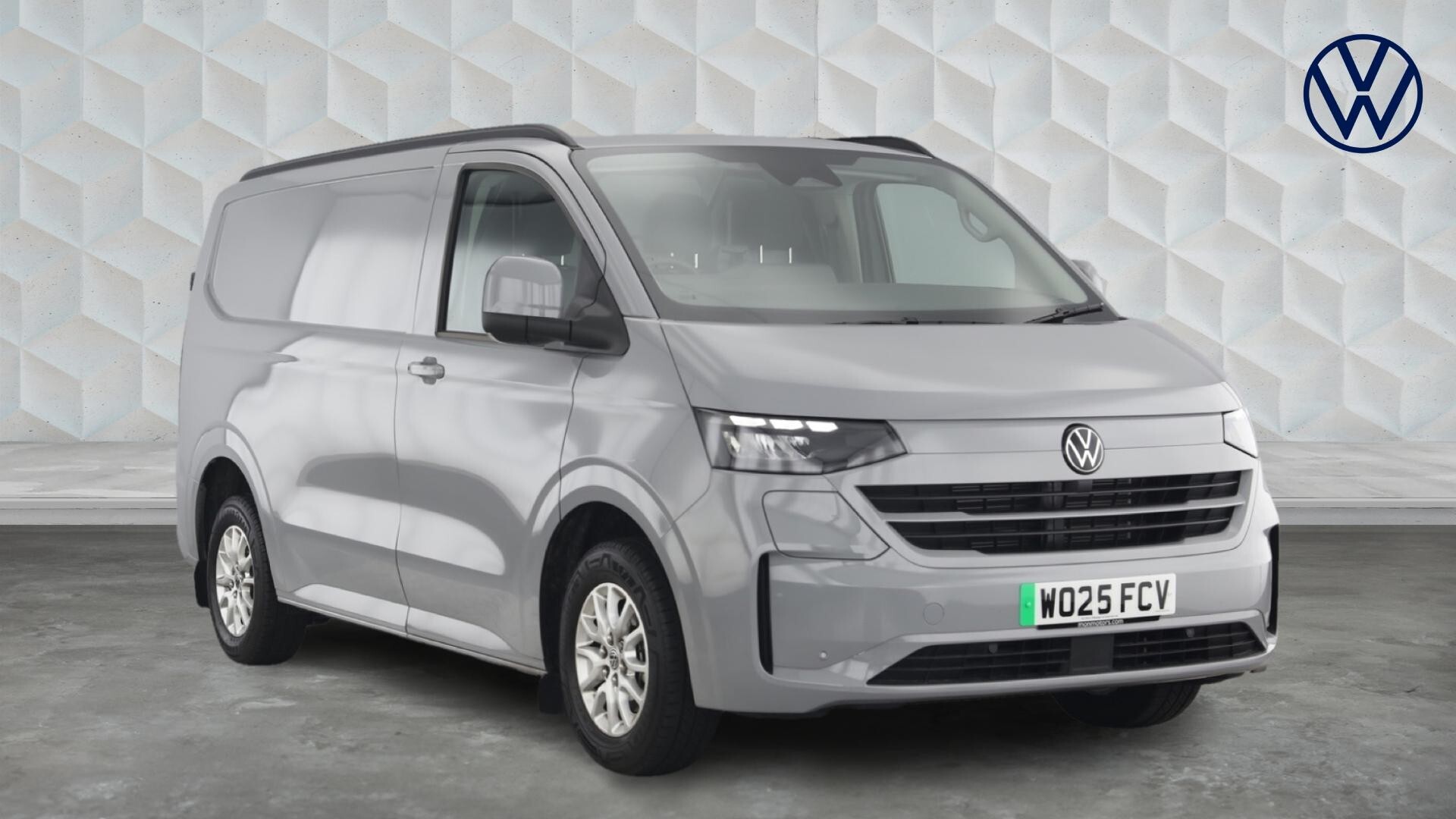 Main listing image - Volkswagen Transporter