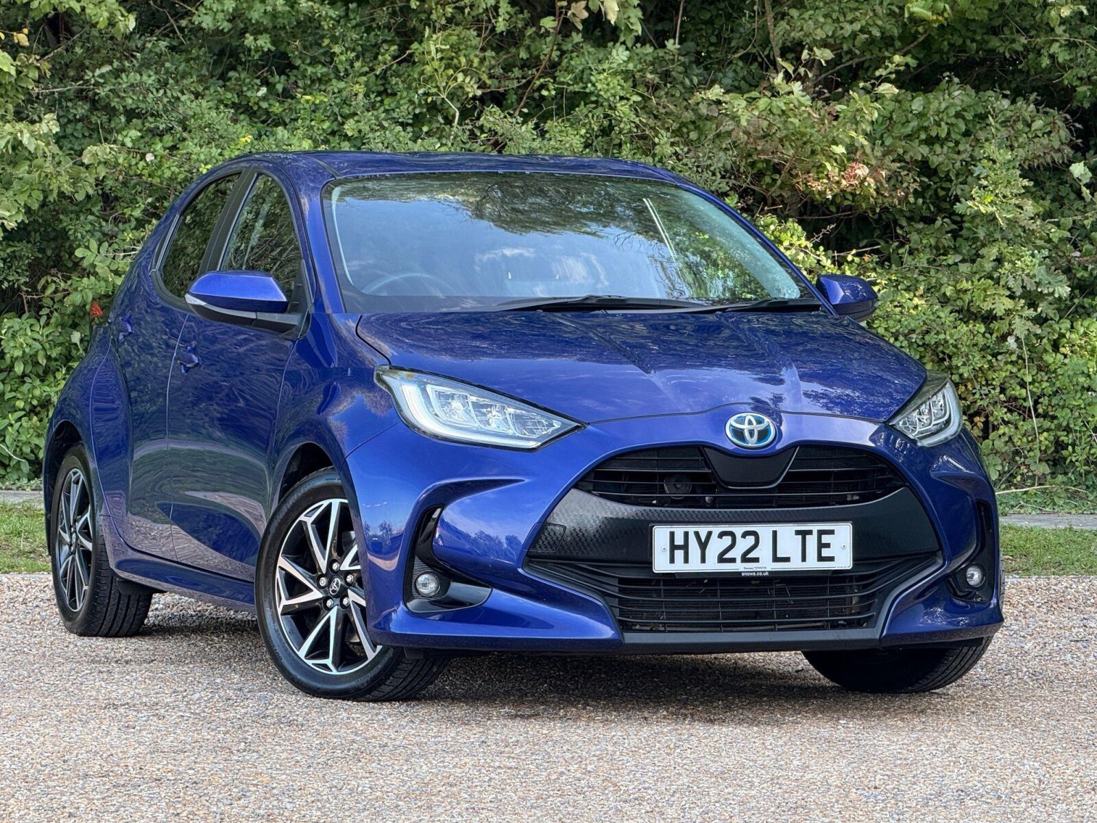Main listing image - Toyota Yaris