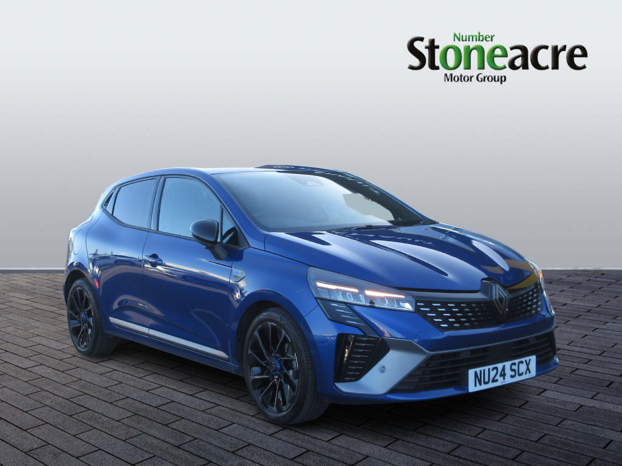 Main listing image - Renault Clio