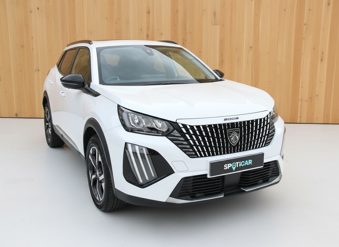 Main listing image - Peugeot 2008