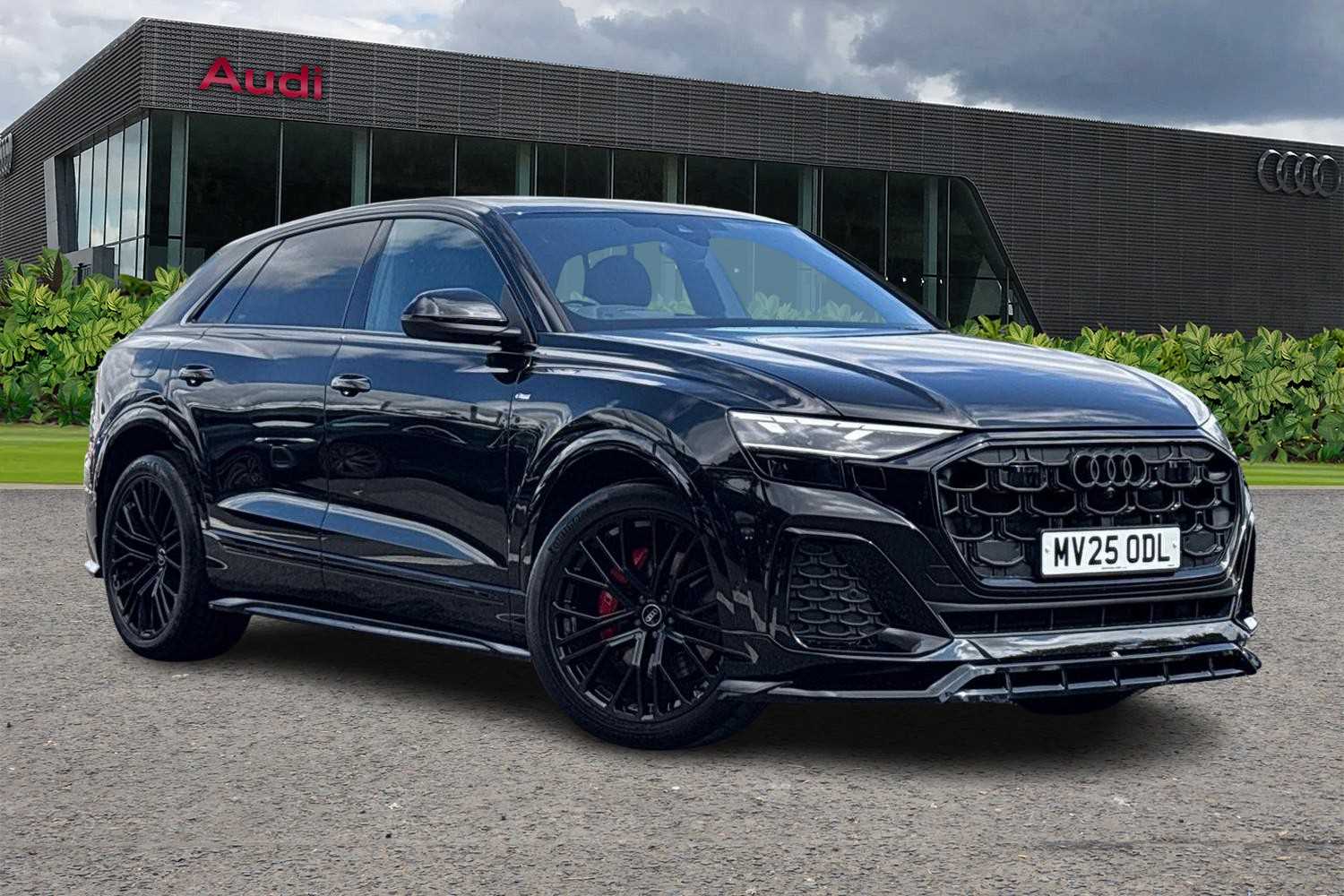 Main listing image - Audi Q8