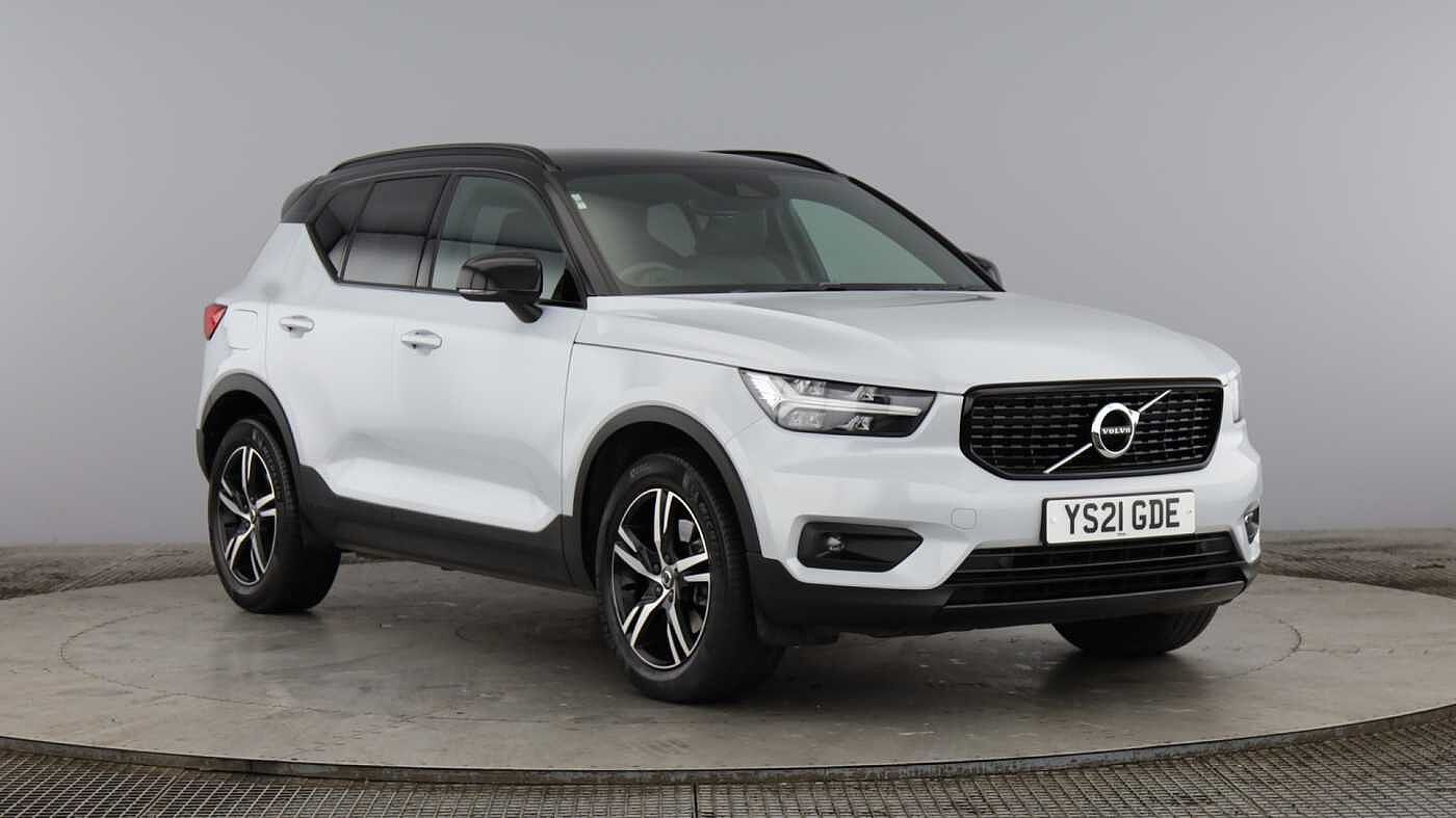 Main listing image - Volvo XC40