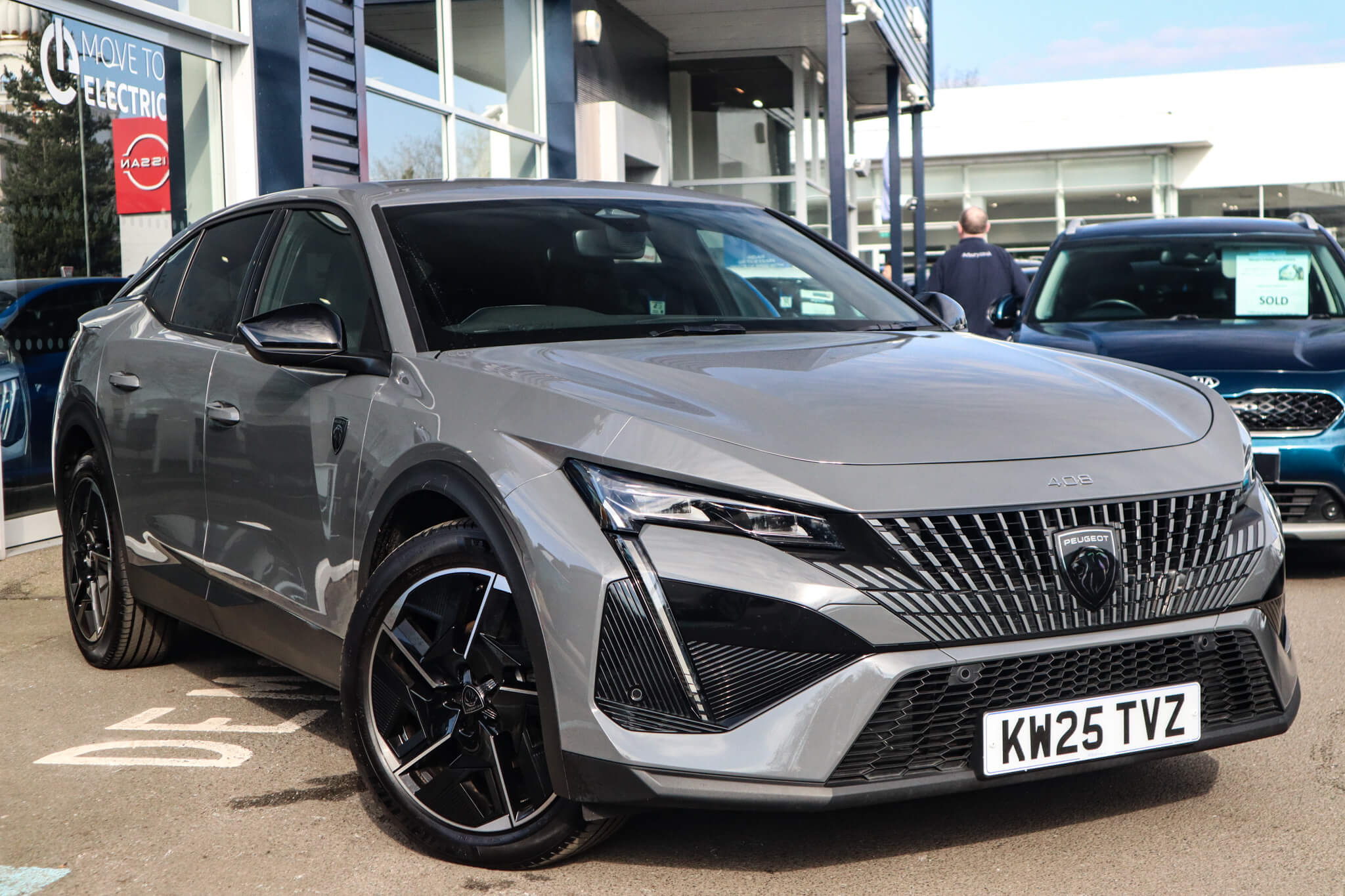 Main listing image - Peugeot 408