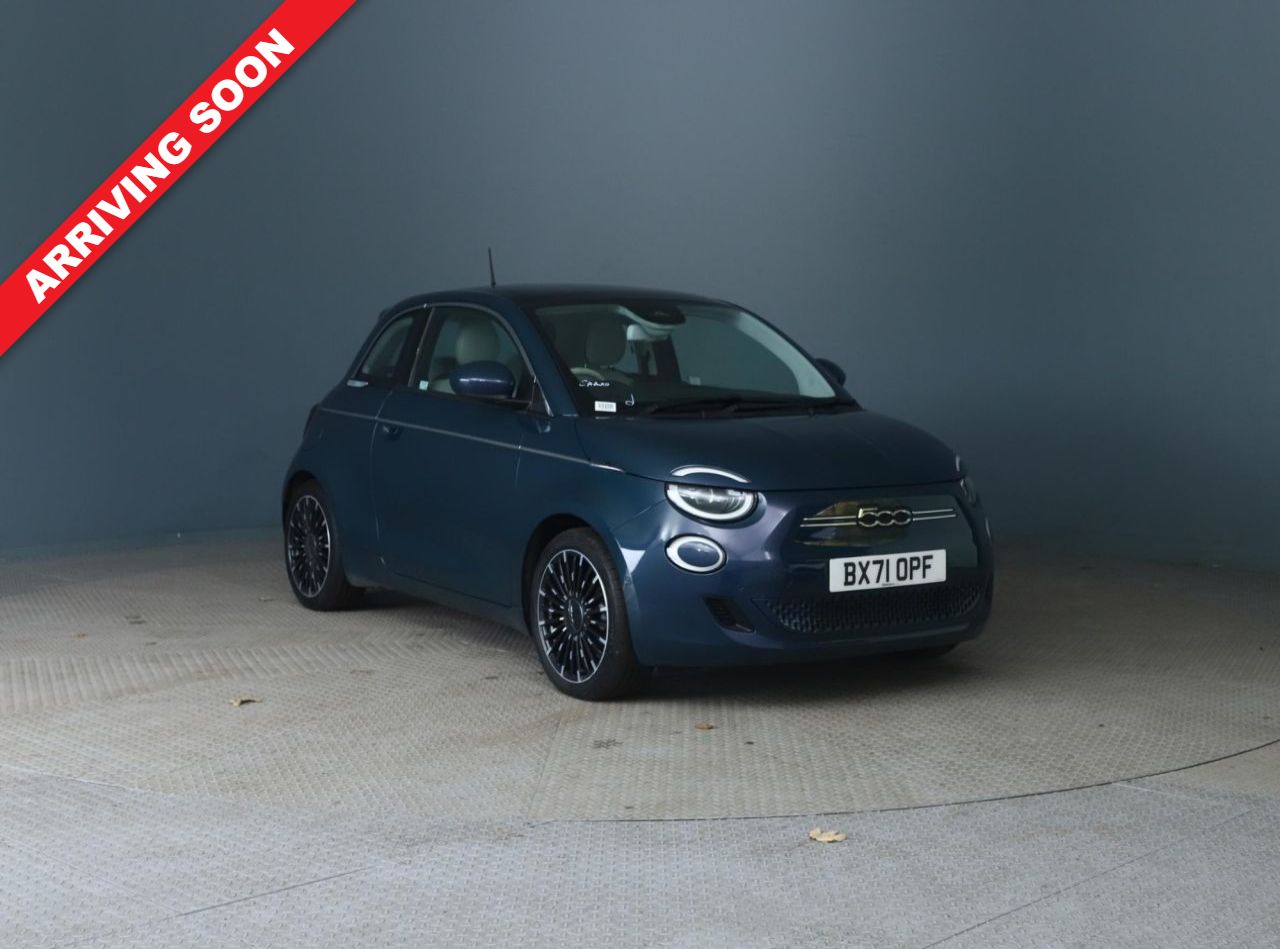 Main listing image - Fiat 500 Electric