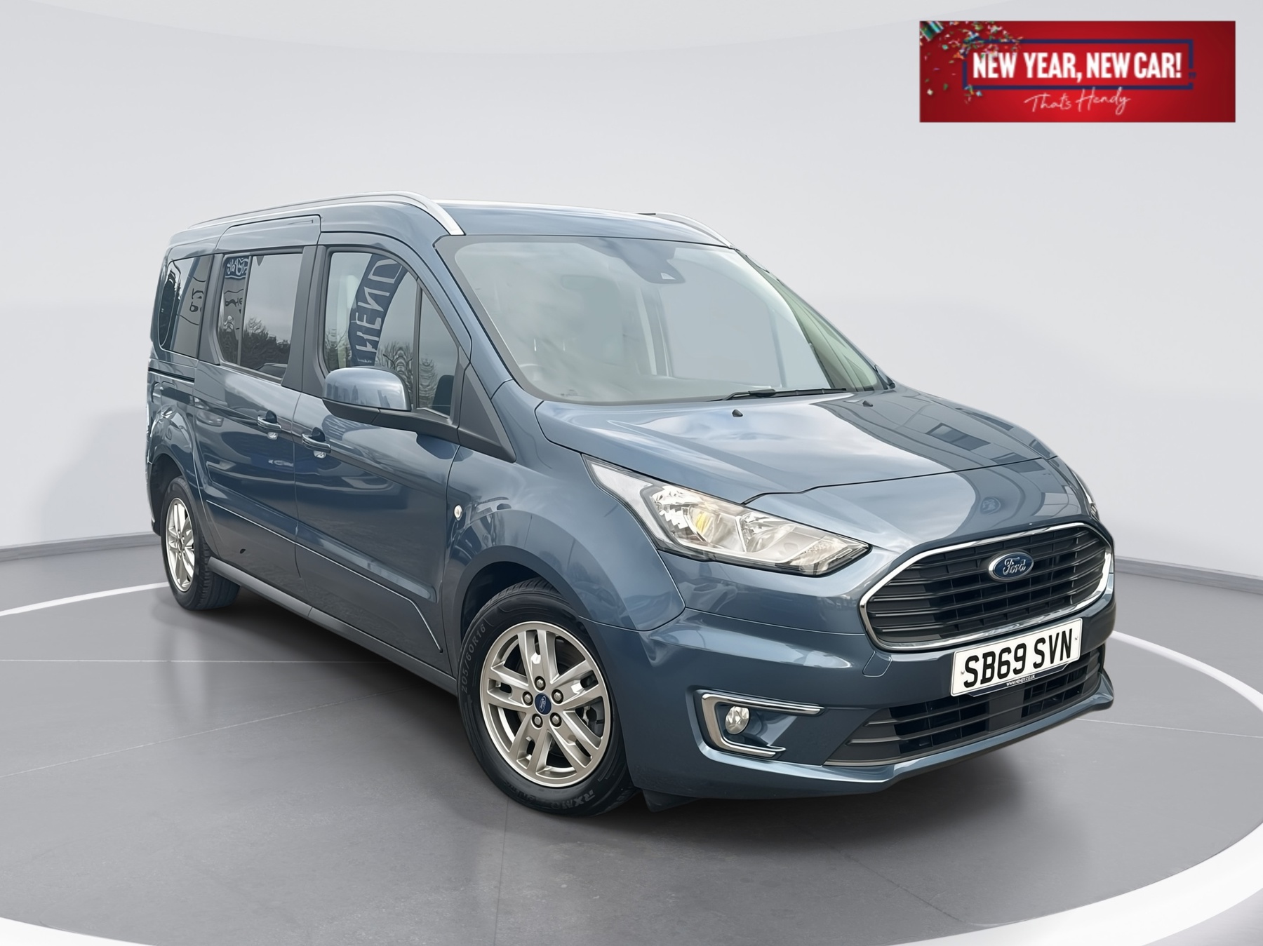 Main listing image - Ford Grand Tourneo Connect