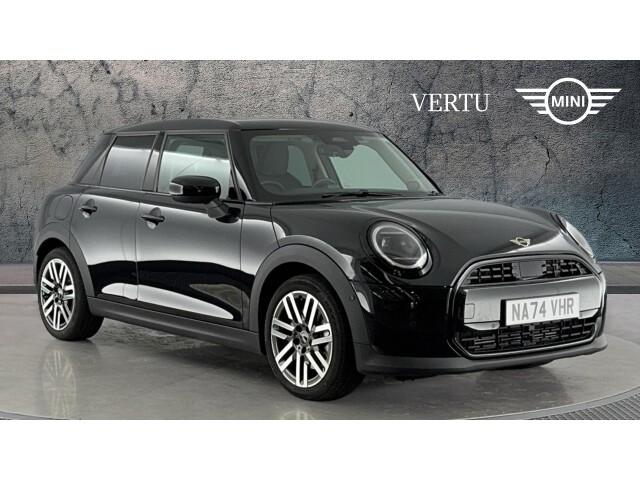 Main listing image - MINI Hatchback 5dr