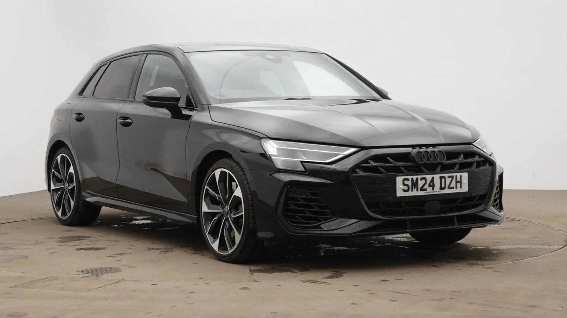 Main listing image - Audi S3