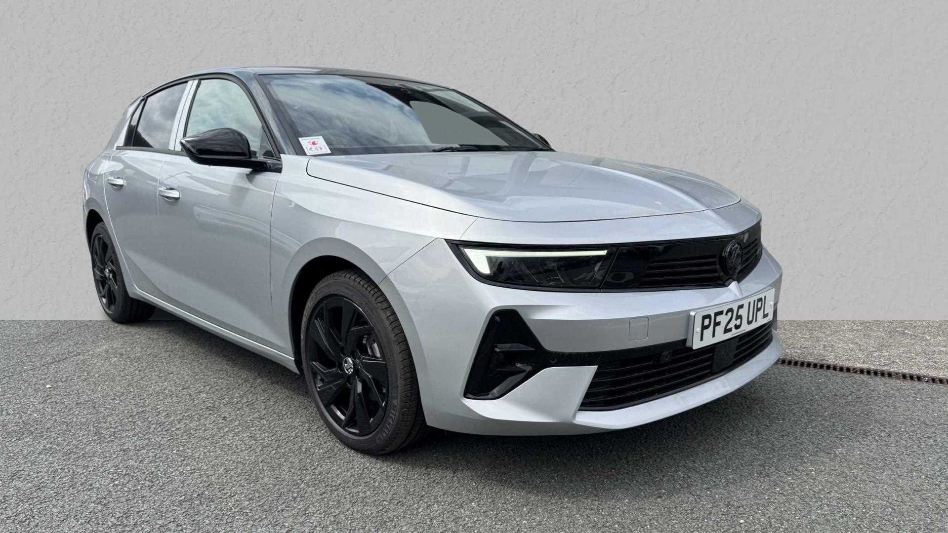 Main listing image - Vauxhall Astra