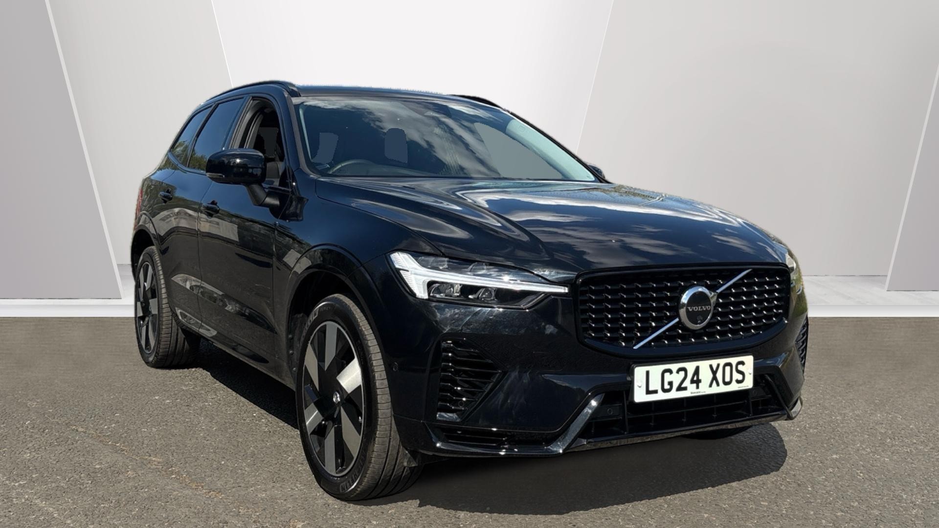 Main listing image - Volvo XC60