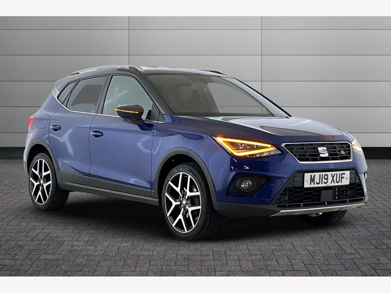 Main listing image - SEAT Arona