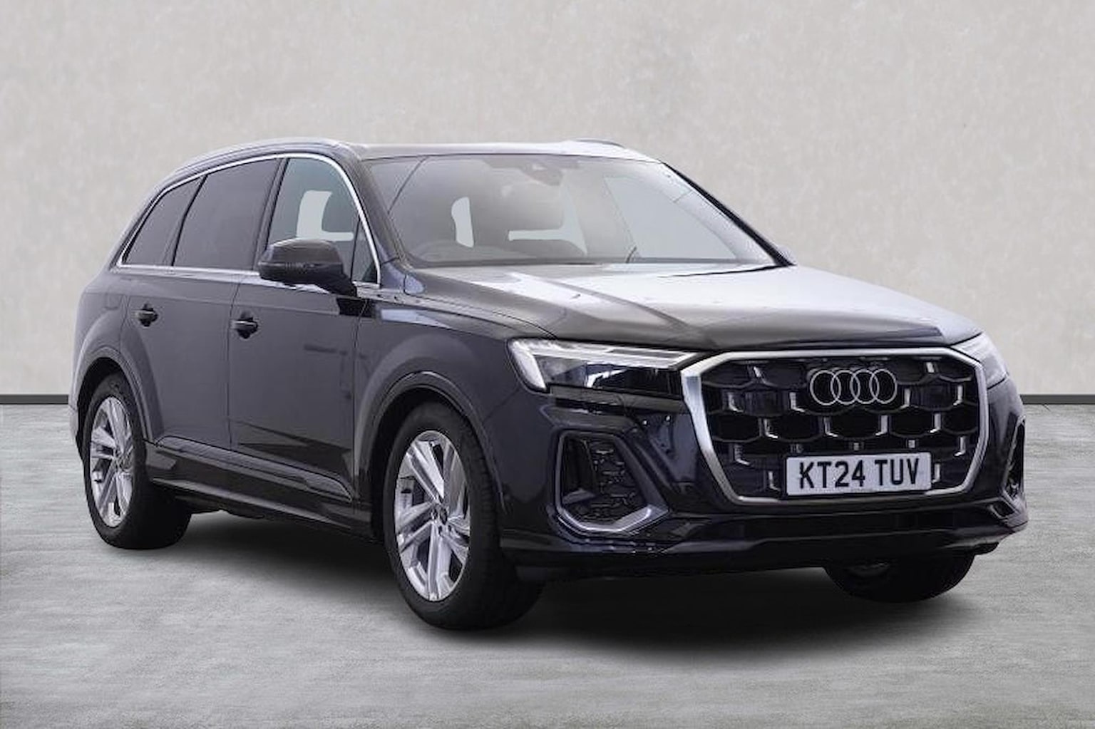Main listing image - Audi Q7