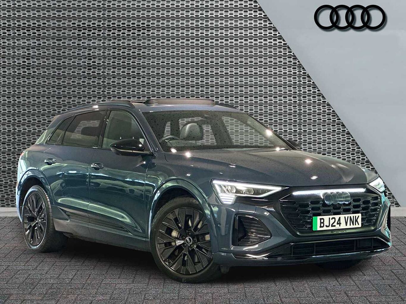 Main listing image - Audi Q8 e-tron
