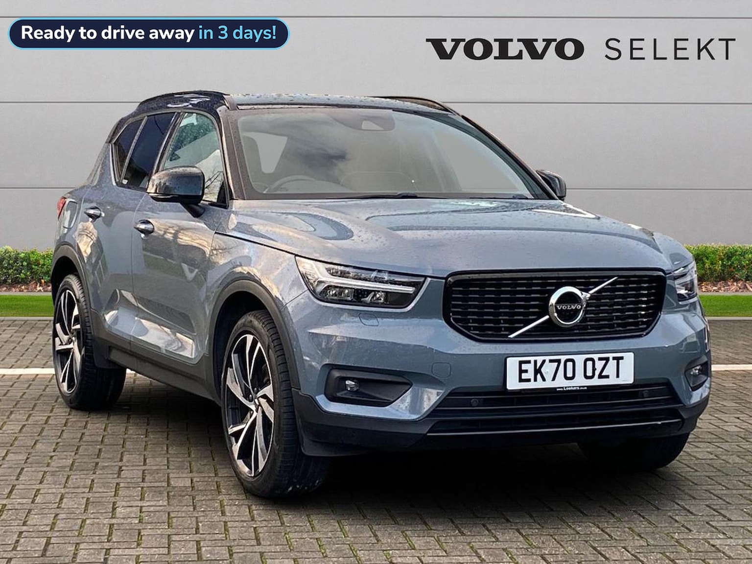 Main listing image - Volvo XC40