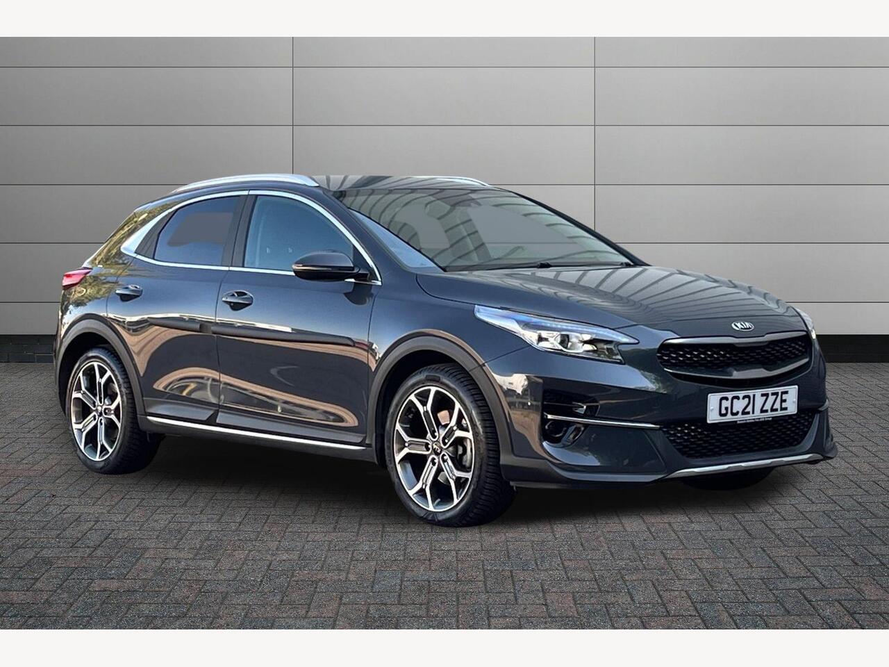Main listing image - Kia XCeed
