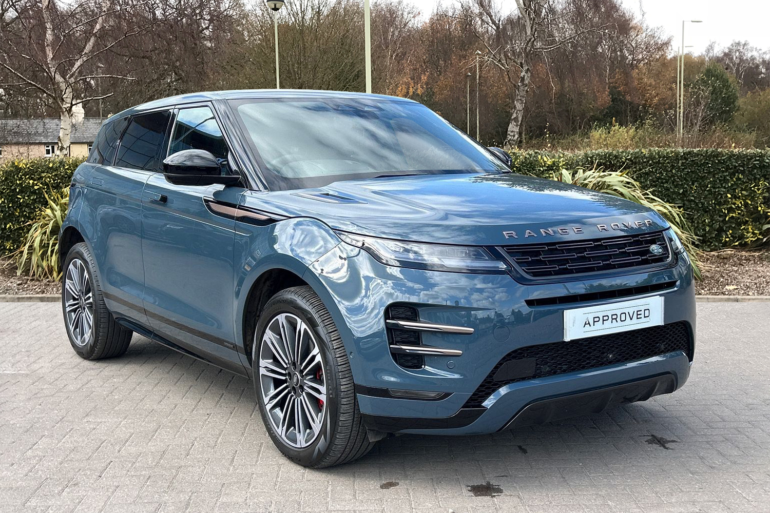 Main listing image - Land Rover Range Rover Evoque