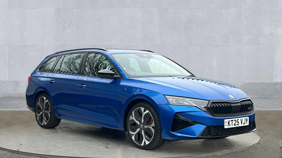 Main listing image - Skoda Octavia Estate