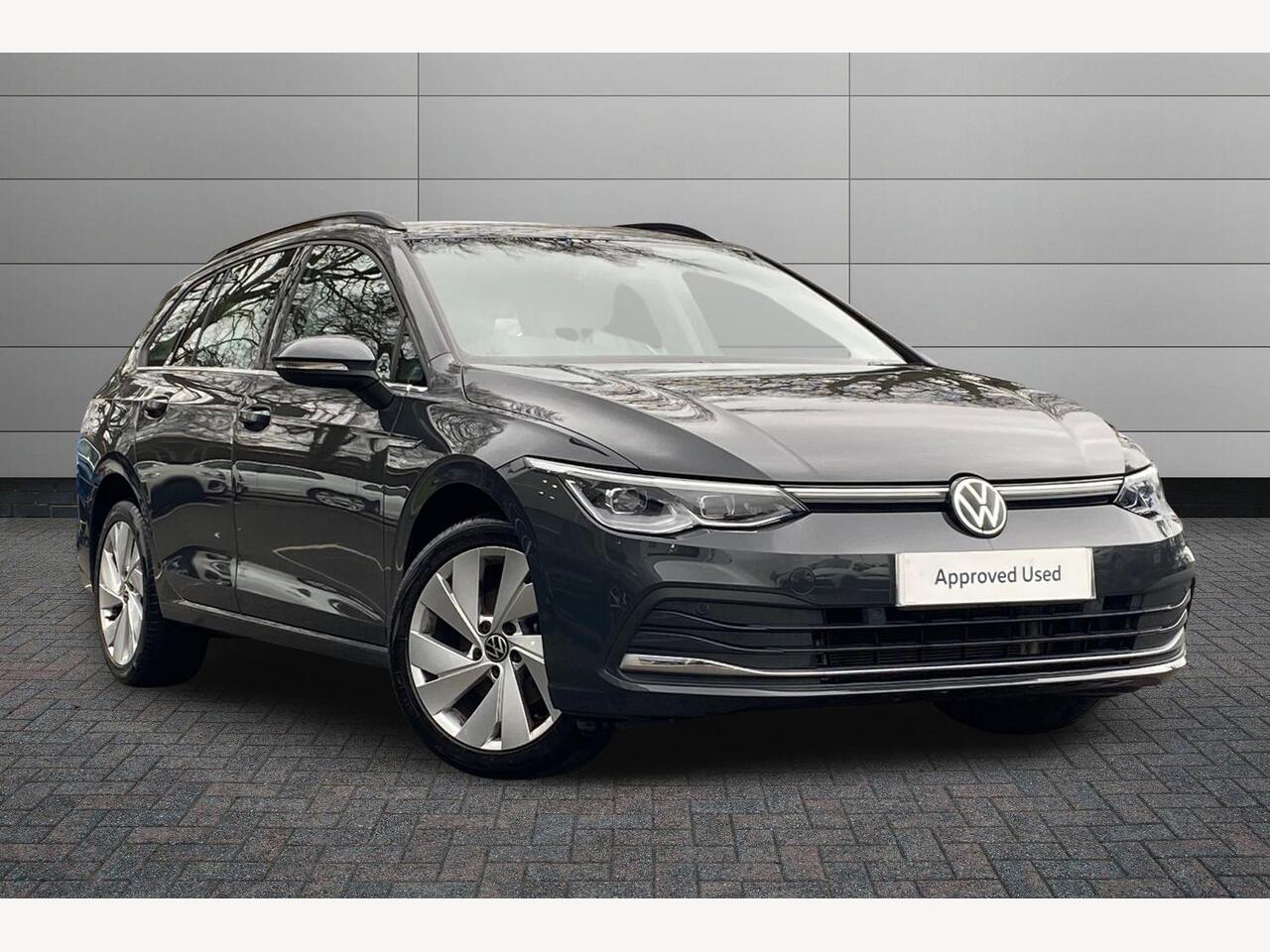 Main listing image - Volkswagen Golf Estate