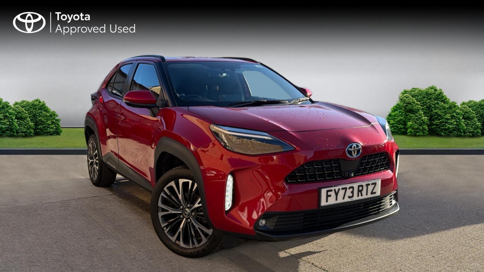 Main listing image - Toyota Yaris Cross