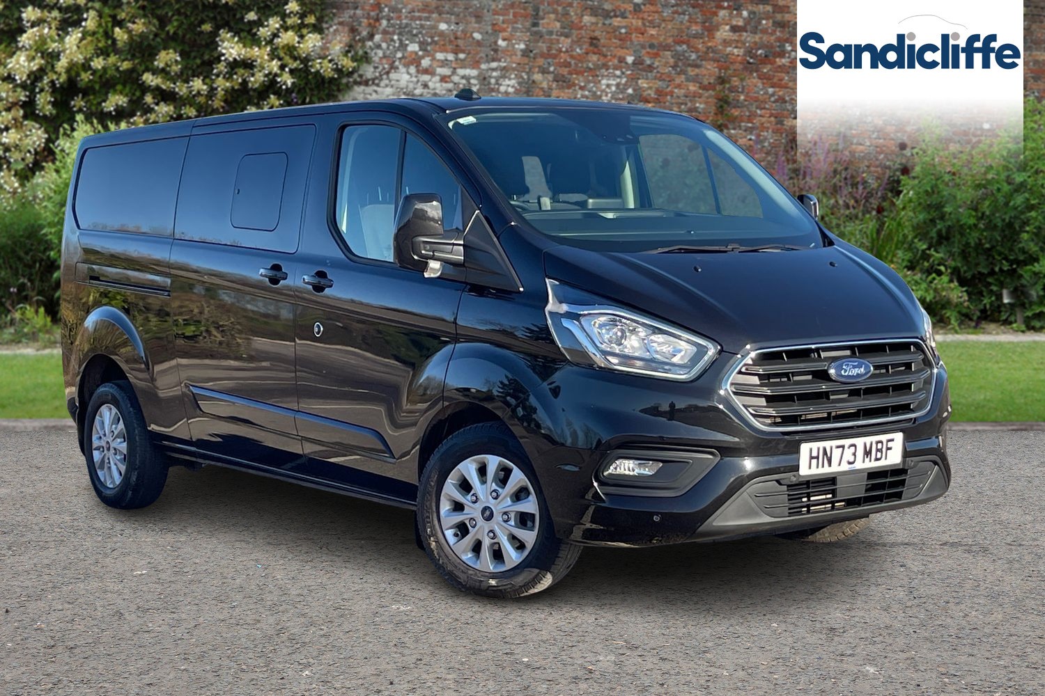 Main listing image - Ford Transit Custom