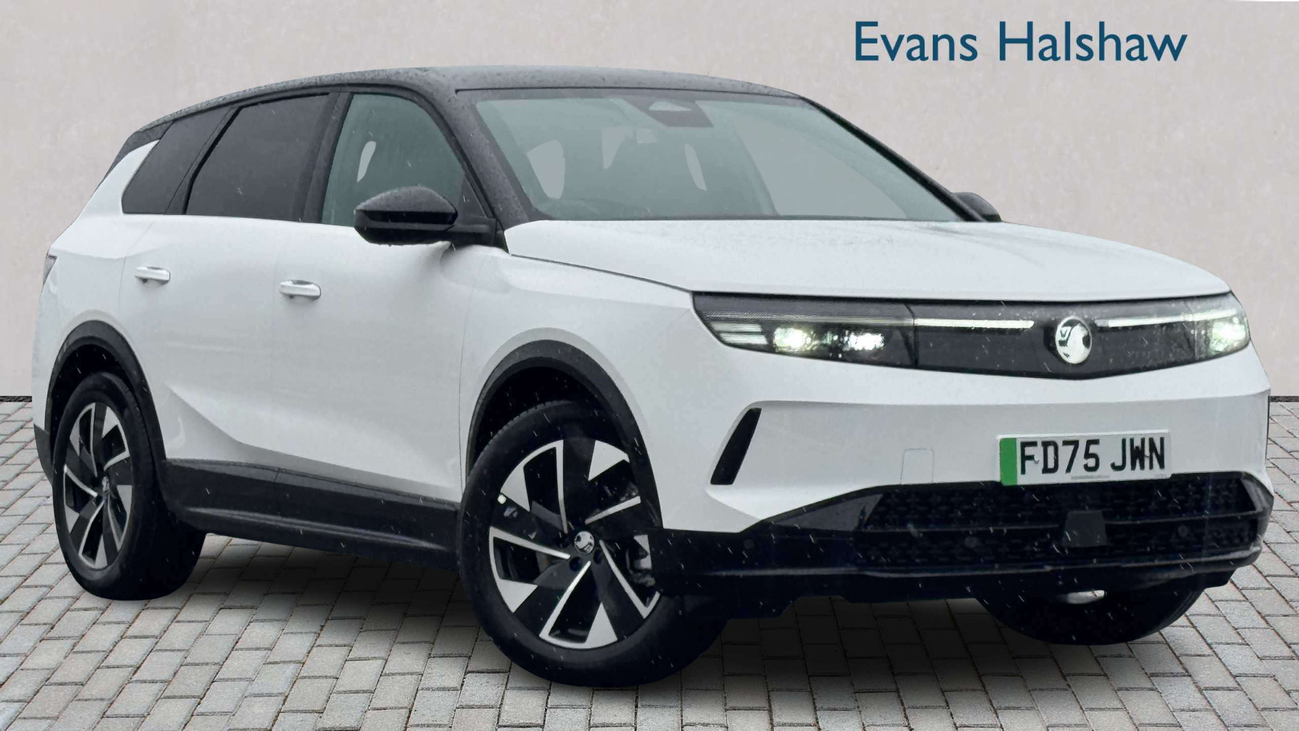 Main listing image - Vauxhall Grandland