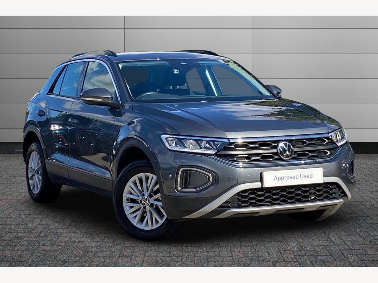Main listing image - Volkswagen T-Roc