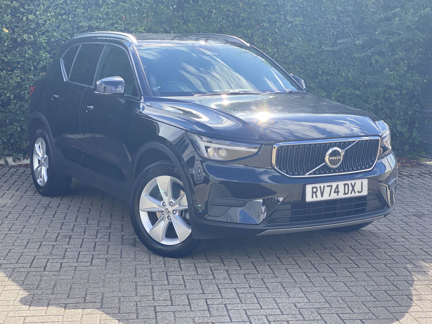 Main listing image - Volvo XC40