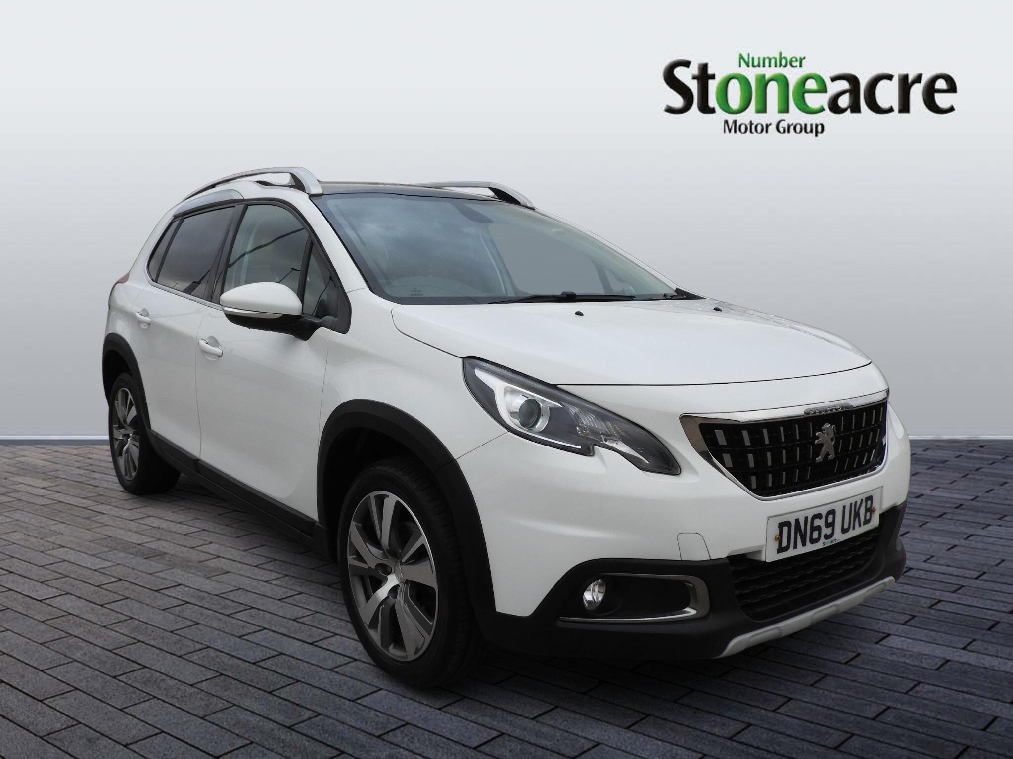 Main listing image - Peugeot 2008