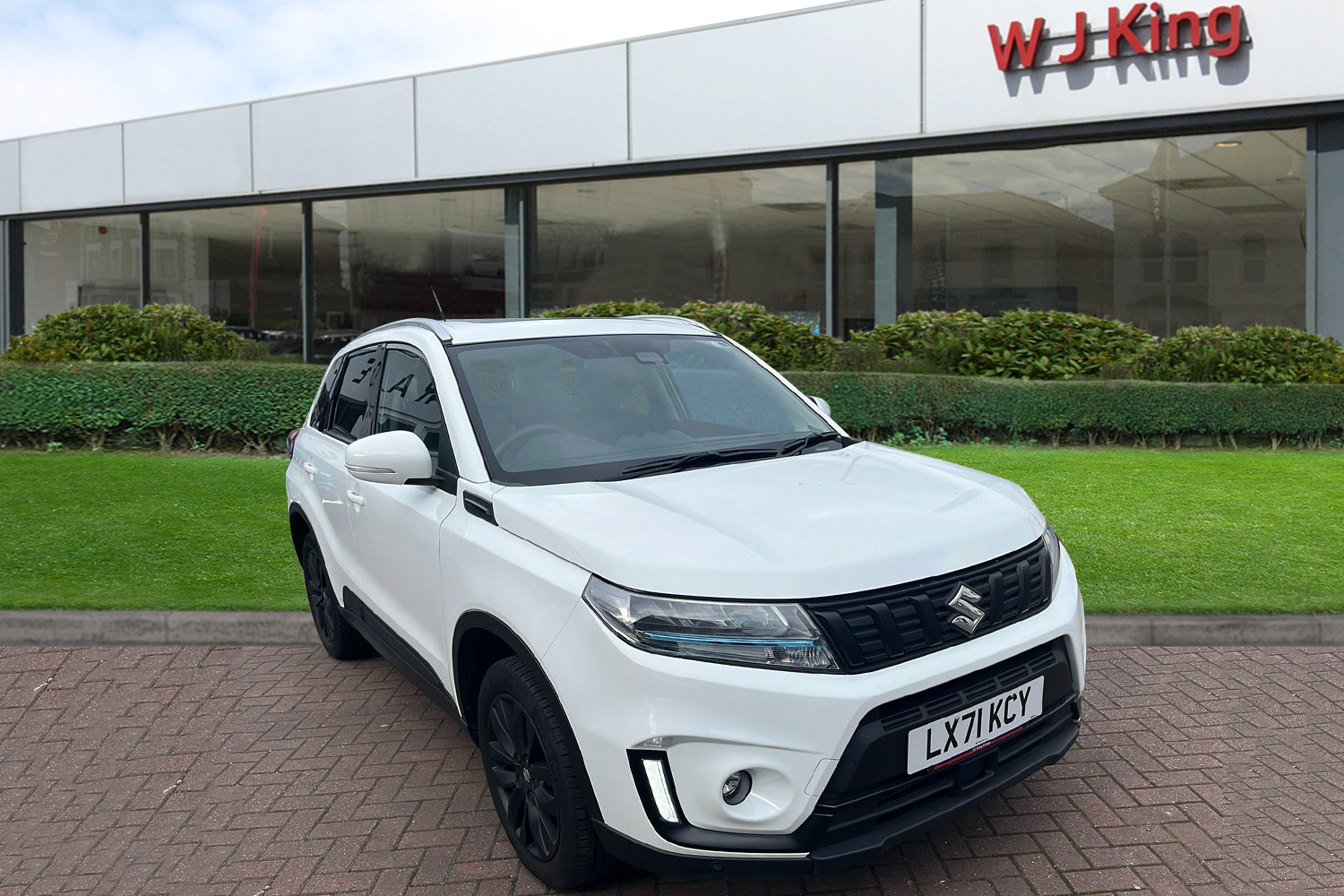 Main listing image - Suzuki Vitara
