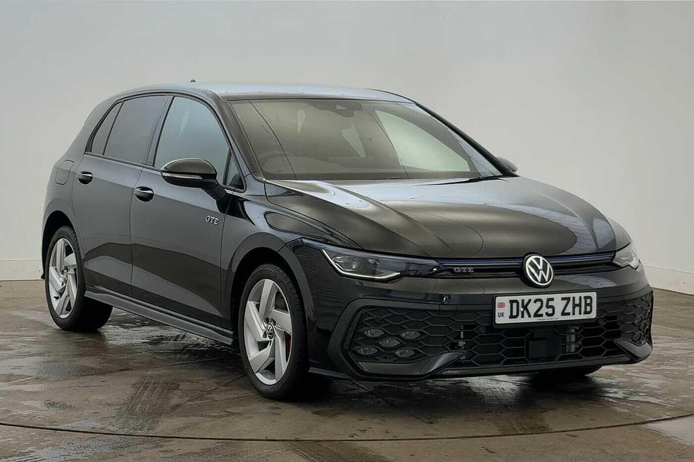 Main listing image - Volkswagen Golf GTE