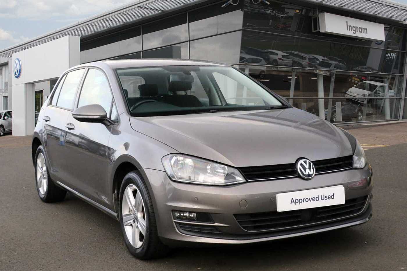 Main listing image - Volkswagen Golf