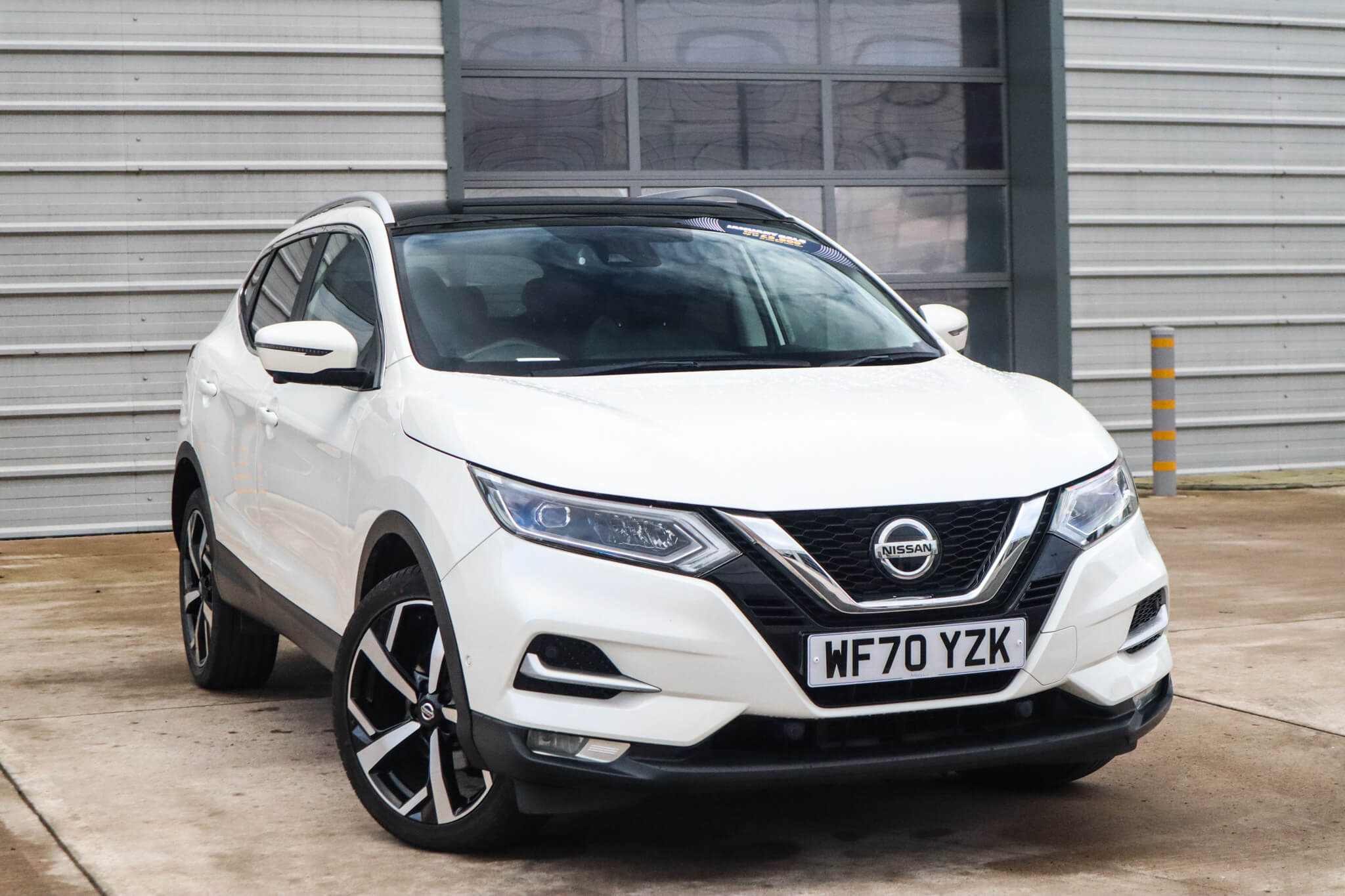 Main listing image - Nissan Qashqai