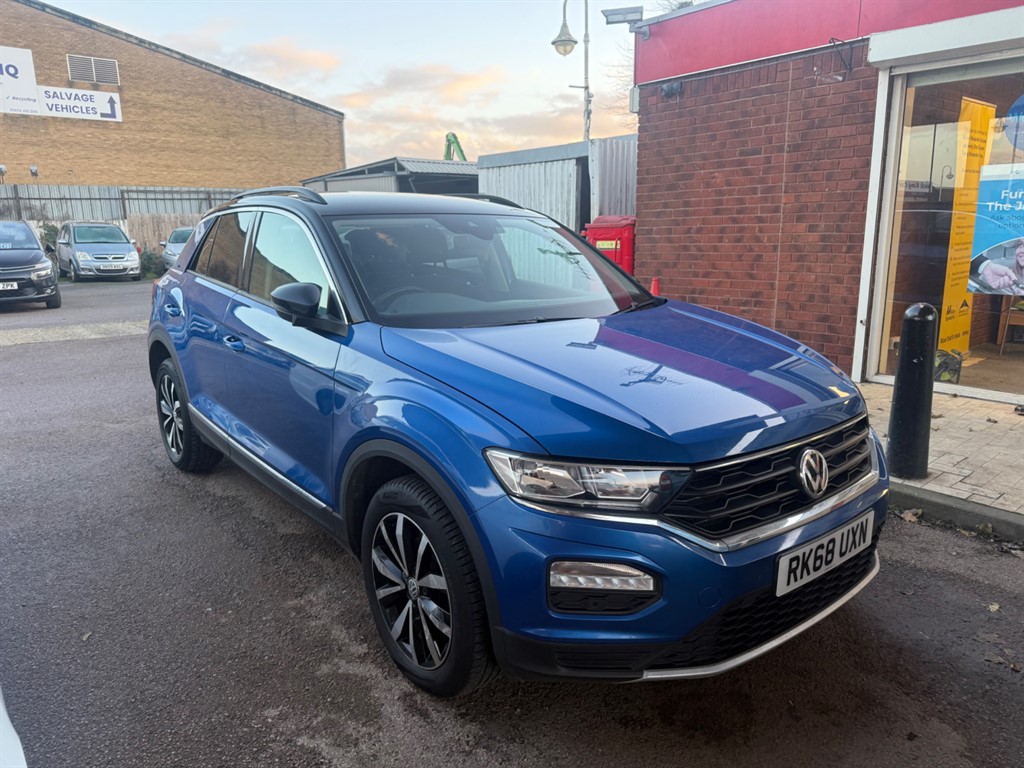 Main listing image - Volkswagen T-Roc