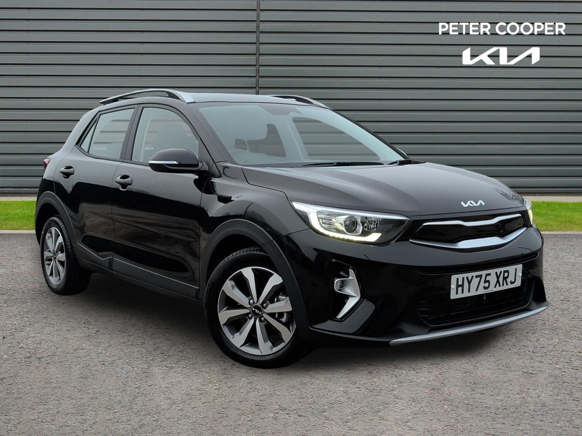 Main listing image - Kia Stonic